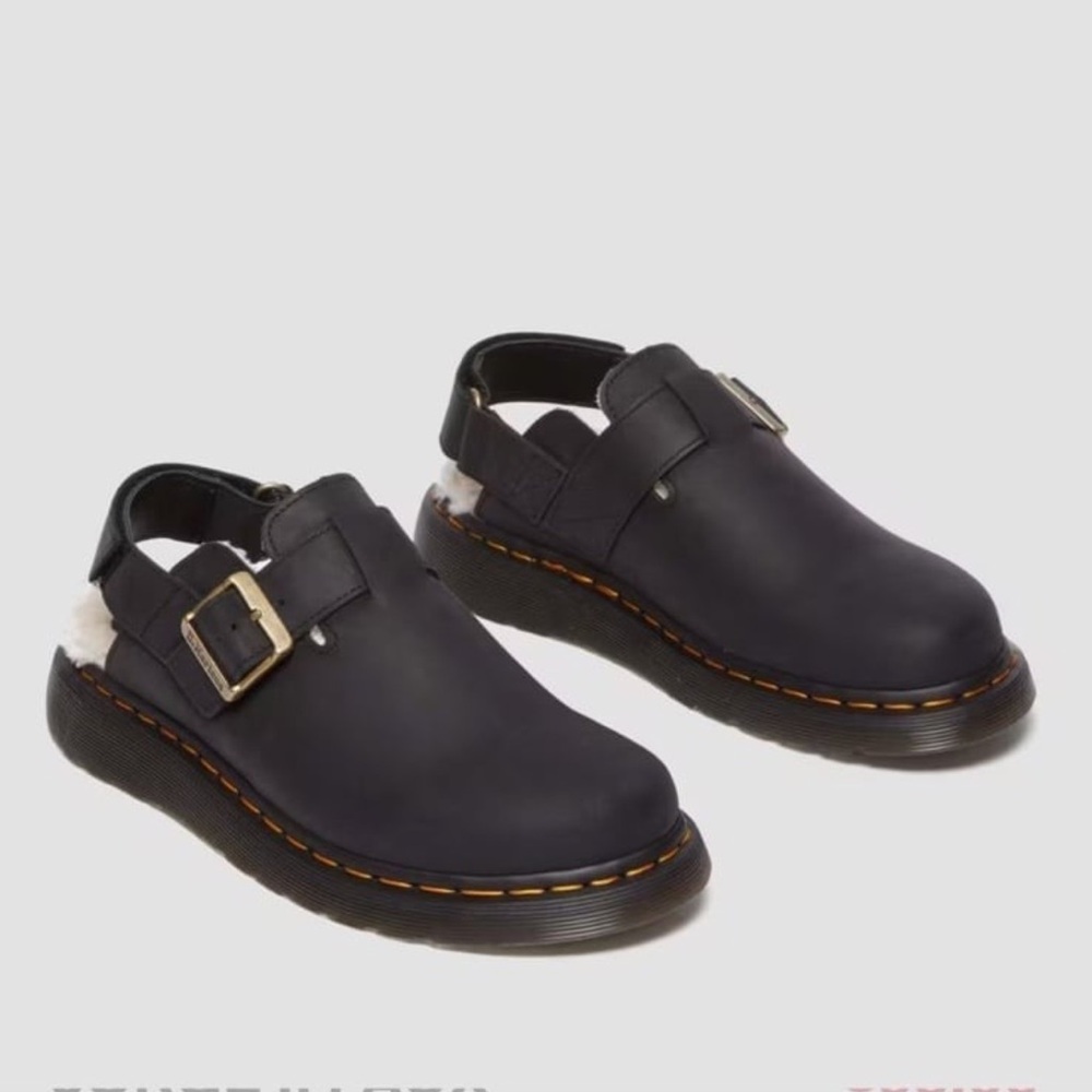 Dr. Marten Sherpa Mules